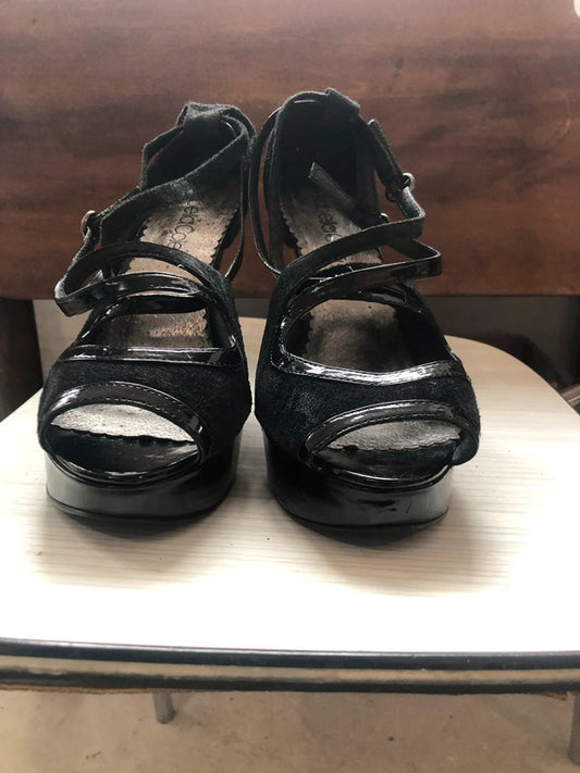 Fab black size 8 high heels