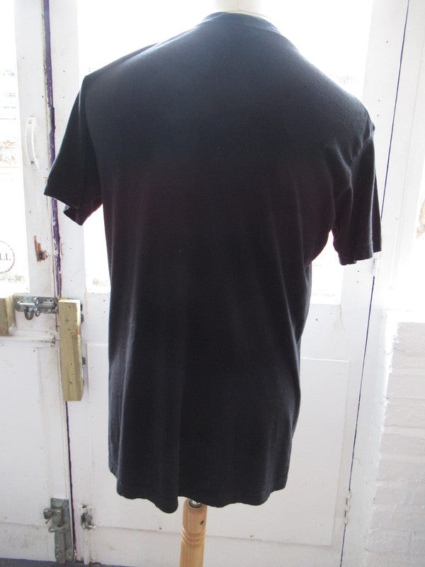 Black print tshirt